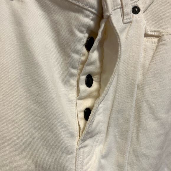 Jean - Picture 9 of 11